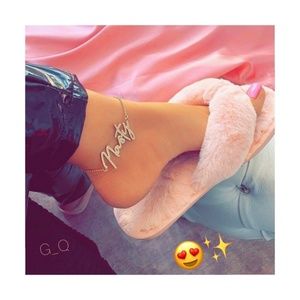 Meet your Posher, Deysi